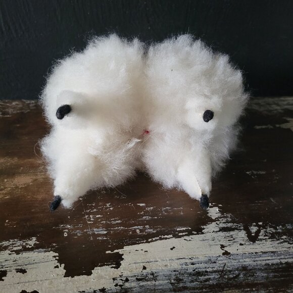 Vintage Alpaca Figure With Real Alpaca Fur White 9.75” tall, 7” long - Picture 7 of 8
